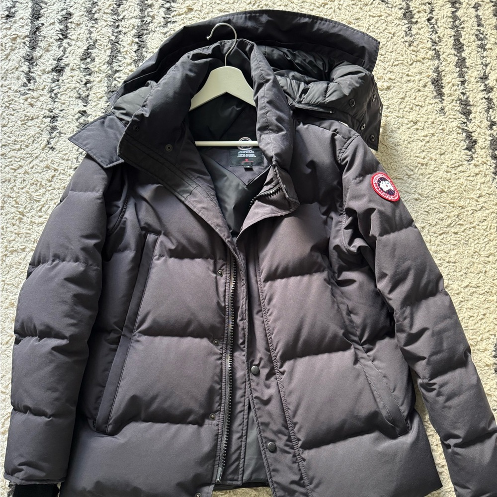 Canada Goose men’s parka - size L